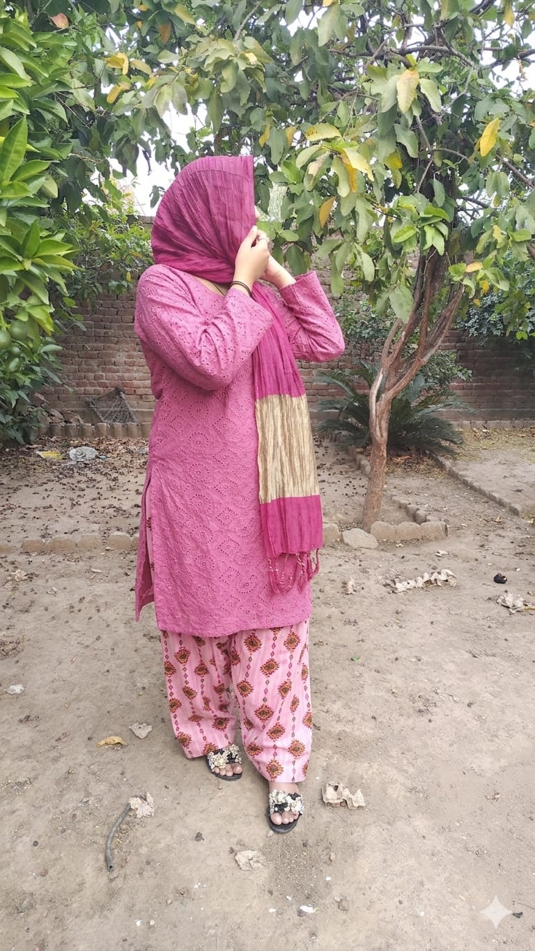 2-Piece Chicken Kari Lawn Set